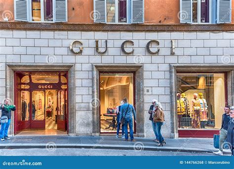 gucci outlet store rome|gucci outlet in rome italy.